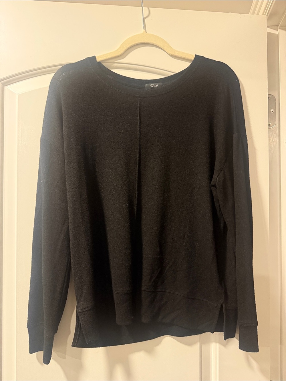 Rails Black Crewneck Lightweight Pullover Sweatshirt